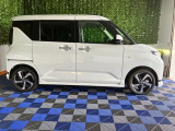周辺に障害物があることを、音で教えてくれるコーナーセンサー☆★駐車時に大変役に立ちます!運転が苦手な方でも安心です^^