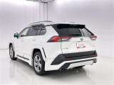 低燃費で環境にもやさしいハイブリッド車です。トヨタ専用診断機器でハイブリッドシステムを綿密に点検してあります!
