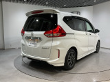 自動車保険・JAFも取り扱っております。また、お客様のご希望で保証延長(有償・一部の車種では取り扱いできません)もご準備しております。
