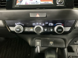 オートマチックシフトレバーは、手になじみ操作しやすい形状で安全運転にもつながります♪