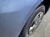 傷等が御座いますので、現車をご覧になって状態を確認をして下さい。修理をご希望の方は有償になりますが、弊社板金工場にて修理可能です!詳細はスタッフにご相談ください!