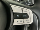 【アダプティブ・クルーズ・コントロール】予め設定した車速内でクルマが自動的に加減速。 前走車との適切な車間距離を維持しながら追従走行し、高速道路でのドライバーの疲労を軽減してくれる嬉しい機能付♪