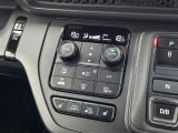 【 オートエアコン 】車内温度を感知して自動で温度調整をしてくれるのでいつでも快適な車内空間を創り上げます!//