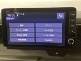 ドライブの必需品。見やすい・使いやすいHonda純正のメモリーナビを搭載。Bluetooth機能もついているのでお持ちのスマートフォンと連携させて、さらに便利に利用が可能です。