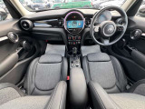 こちらのお車はMINI NEXT鶴ヶ島に展示中です。☆お問合せをお待ちしてます!