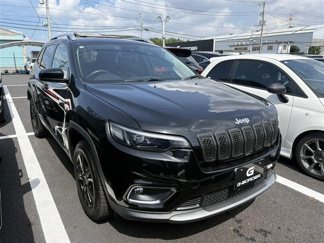 チェロキー リミテッド 4WD 禁煙車 純正8.4インチナビ フルセグTV