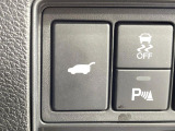 【パワーバックドア】スマートキーや運転席のボタンを押すだけでリアゲートが自動で開閉します!荷物を持っている時や、高い位置にあるバックドアを閉める際に便利な機能です♪