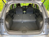 後席を格納すると、これだけの広さが!シーンに合わせたシートアレンジで、大きな荷物も積むことが出来ます♪