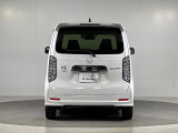 購入時の点検、整備はもちろん、納車後のメンテナンスもHonda車のプロが細やかに。安心の保証と丁寧なサポートで、あなたのカーライフを支えます。