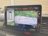 【パノラミックビューモニター】専用のカメラにより、上から見下ろしたような視点で360度クルマの周囲を確認することができます☆死角部分も確認しやすく、狭い場所での切り返しや駐車もスムーズに行えます。