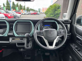 ドライバー目線です!運転席に座るとこんな感じです☆