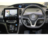 セレナ 1.2 e-POWER ハイウェイスターV 