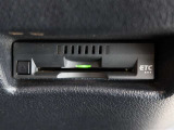 ETC車載器付きです。高速道路の料金所もスムーズに通過できます。
