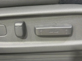 【パワーシート】スイッチ一つで簡単にシートの微調整が可能!電動だから力もいりません!快適なシートポジションにセットして、快適なドライブをお楽しみください。