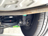 お車を安心してお乗りいただく為には、足回りの定期点検が欠かせません。サービスサポート(有償保証)では無料点検もご提供しており、安心のカーライフをお過ごしいただけるサポート体制が整っています。