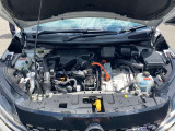 1.2Lの発電用エンジンとモータールームの画像です。
