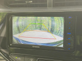 【バックカメラ】駐車時に後方がリアルタイム映像で確認できます。大型商業施設や立体駐車場での駐車時や、夜間のバック時に大活躍!運転スキルに関わらず、今や必須となった装備のひとつです!