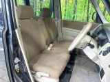 運転席シート廻りは使用感も少なく、良好な状態となっています。丁寧に使われていたことがよくわかりますね。