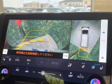 【パノラミックビューモニター】専用のカメラにより、上から見下ろしたような視点で360度クルマの周囲を確認することができます☆死角部分も確認しやすく、狭い場所での切り返しや駐車もスムーズに行えます。