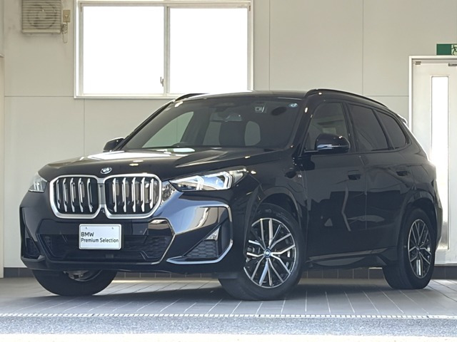 BMW iX1 