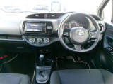ヴィッツの運転席まわりです。