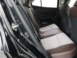 ゆとりある広々とした車内空間は、ドライブを始め買い物やレジャーなど、幅広く活躍します。一人でもみんなとでもお出かけを楽しみましょう!
