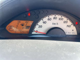 整備スタッフは国家資格を持つプロの整備士です。車検の受入/中間/完成検査と保安基準発行のすべても自社で行います。