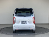 現車を確認できる方へ販売いたします。当社サービススタッフにて純正部品を使い点検整備を実施し、その後、ご納車させていただきますのでご安心してご利用いただけます。