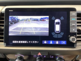 バックも安心のバックカメラ付いています。バックカメラがあると、いつでも安全にバックできますね。死角も減ります。