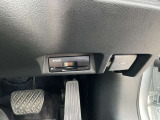 ナビ連動ビルトインETC車載器付きです。納車の当日からご利用いただけます。◎掲載後すぐに販売が決まってしまう場合もございますのでご来店前にお電話でご予約を頂ければ幸いです。