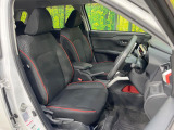 運転席シート廻りは使用感も少なく、良好な状態となっています。前オーナー様が丁寧に使っていたことがよくわかりますね。
