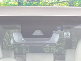 【プリクラッシュセーフティ】前方の車両等を検知し、衝突しそうな時は警報で注意を促し、ブレーキを踏む力をサポート。ブレーキを踏めなかった場合は衝突被害軽減ブレーキが作動、衝突回避をサポートします。