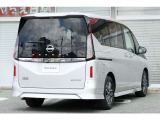 1年間無料保証の「ワイド保証」とプラス2年最長3年の組み合わせ「ワイド保証プレミアム」も お選び出来ます。走行距離無制限!全国3000か所の日産サービス工場ご利用可能です。