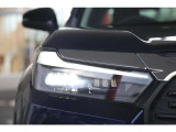 LEDヘッドライトで夜間の視認性も高く、更にオートライト搭載で、車外の明るさを感知し自動でライトを点消灯します。またエンジンOFFにすれば一緒に消灯し、消し忘れやトンネル走行時などに非常に重宝します