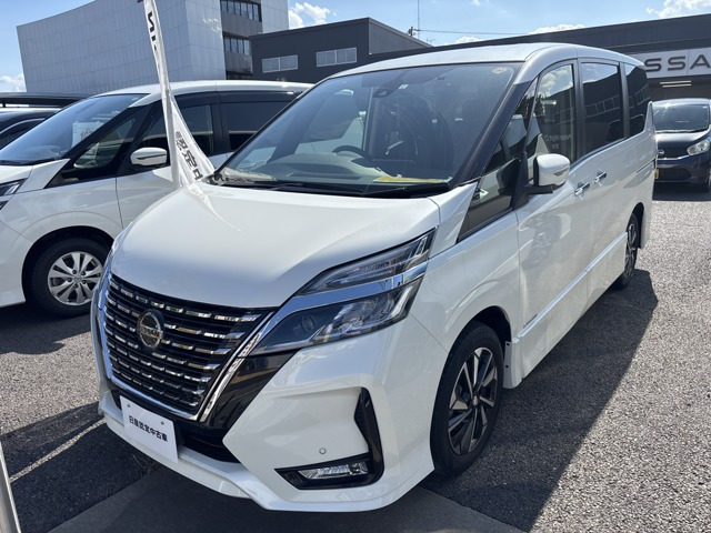 セレナ 2.0 ハイウェイスターV 