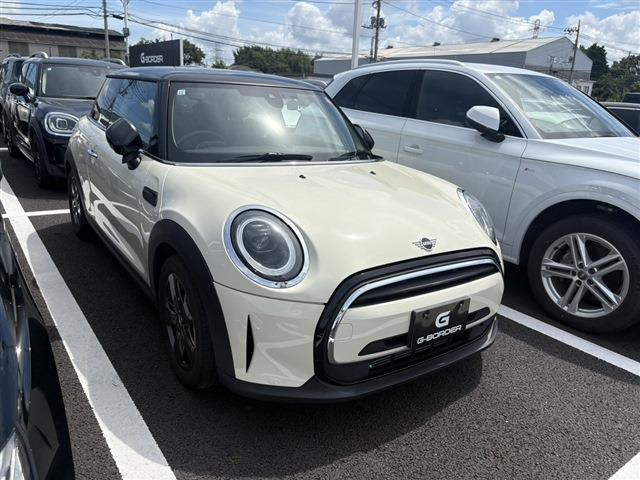ミニ クーパー D DCT ワンオーナー 禁煙車 純正8.8インチナビ