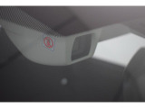 アイサイトのステレオカメラです。 このカメラが前方の危険を察知し運転をサポート。安心・安全ですね