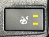 【シートヒーター】寒い日に重宝するシートヒーター!エアコンより早く温まってくれるので寒がりの人も安心ですね♪エアコンの温風は乾燥するから苦手、という方にもをおすすめです。
