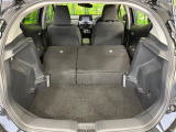 後席を格納すると、これだけの広さが!シーンに合わせたシートアレンジで、大きな荷物も積むことが出来ます♪