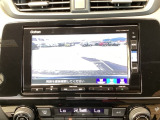 バックも安心のバックカメラ付いています。バックカメラがあると、いつでも安全にバックできますね。死角も減ります。