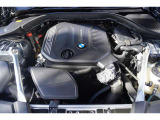 エンジンに定評のあるBMW、そのエンジンはパワフル&エコ&官能性を実現 お問合せ 無料ダイヤル 0078-6002-613077迄お待ちしております。大阪府吹田市芳野町5-55 毎水曜、第二・第三火曜日定休 10:00〜18:00