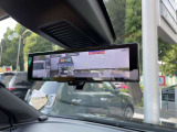 スマートルームミラーで後方視界を確保