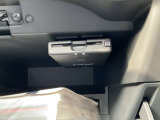 ナビ連動ETC2.0車載器付きです。納車の当日からご利用いただけます。◎掲載後すぐに販売が決まってしまう場合もございますのでご来店前にお電話でご予約を頂ければ幸いです。