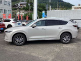 新車ショールーム、サービス工場が併設されている中古車展示場ですので、ドライブがてら是非一度ご来店下さい!
