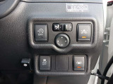 前方車両との衝突防止のサポート機能など、安全装備が充実してて心強いです!!