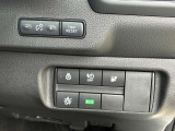 運転席右側に各種スイッチがあります!