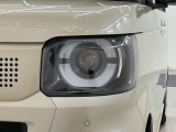 LEDヘッドライトは、点灯の瞬間から最大光量を発揮し、突然暗くなるトンネルなどでの安定感を高めます。