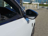 サイドミラーには後方のお車をおしらせ機能も!
