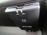 『ETC2.0』を装着しています♪♪ 有料道路での料金所の手間を省いて運転に集中できます♪♪ 車から離れる時はカードの抜き取りをお忘れなく♪♪