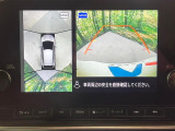 【アラウンドビューモニター】専用のカメラにより、上から見下ろしたような視点で360度クルマの周囲を確認することができます☆死角部分も確認しやすく、狭い場所での切り返しや駐車もスムーズに行えます。